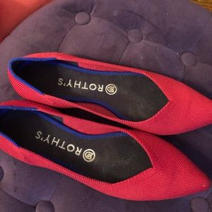 Gently used Chili Red Point Rothy’s size 9